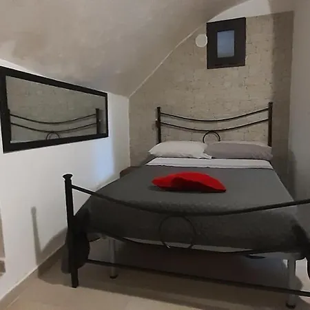 La Casetta Nel Claustro 2 אלטאמורה